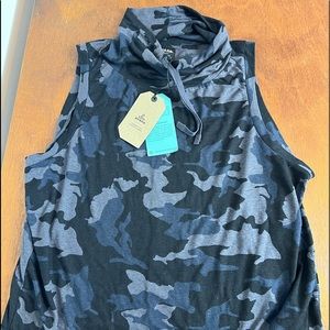 Prana Cozy Up Barmsee Camo Tank Sz Large NWT Retail $45